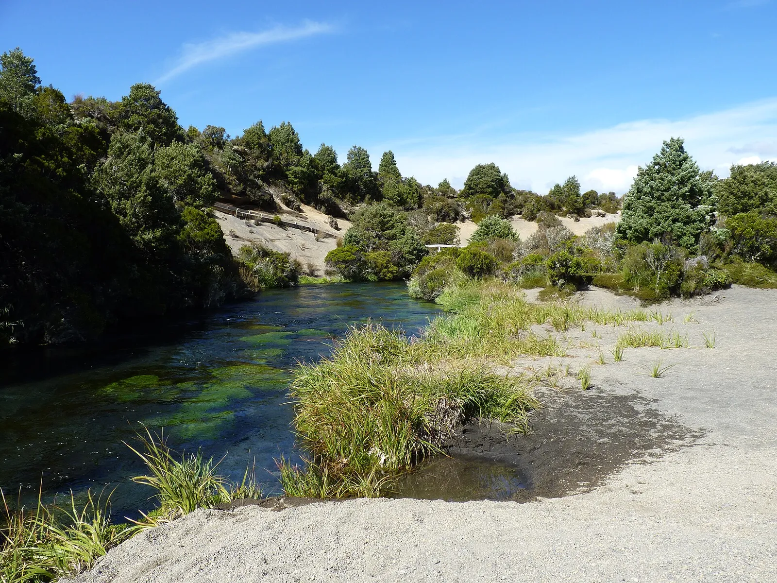 Ohinepango Springs